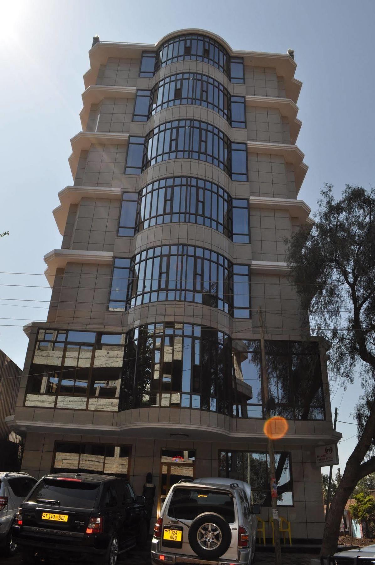 Premier Palace Hotel Аруша Экстерьер фото